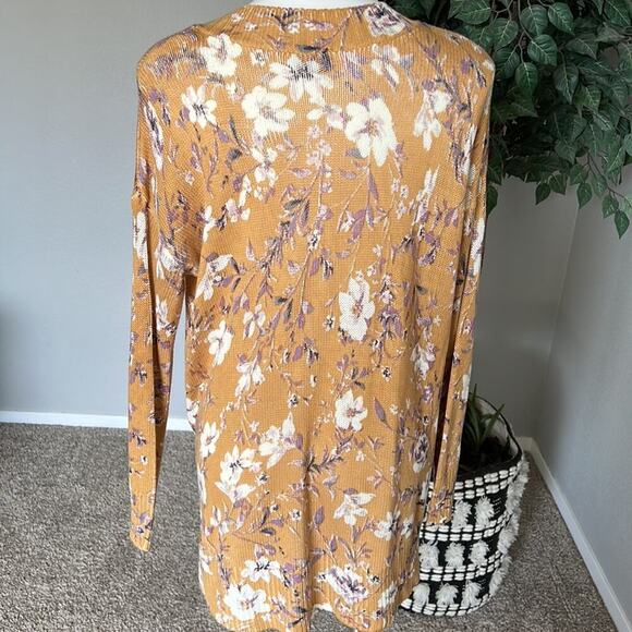 Show Me Your MuMu Cliffside Floral Sweater - Picture 6 of 9